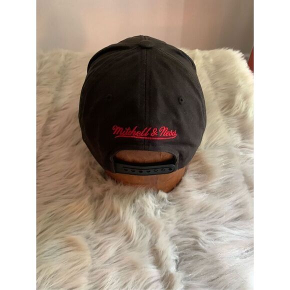 Chicago Bulls 1991 Champions Mitchell & Ness Hat Snapback Cap - Picture 2 of 9